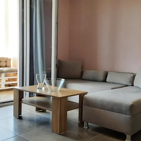 Apartment Maistros Seafront *