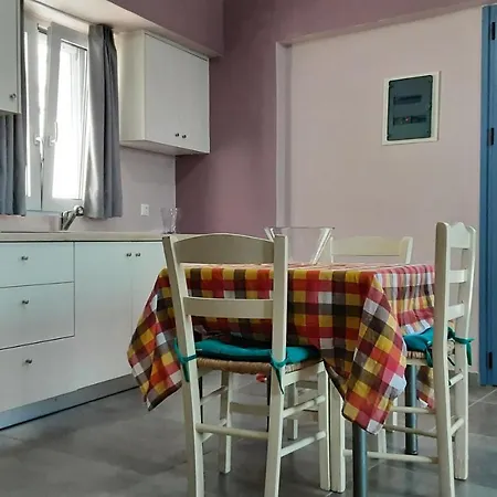 Maistros Seafront Apartment